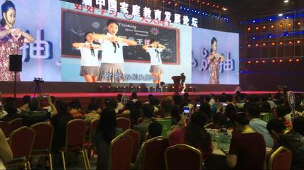 新星王明宇首登万人舞台，校园女神现场吸粉无数