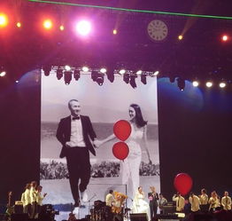 朴树音乐节为经纪人主婚，现场举办温馨简单婚礼